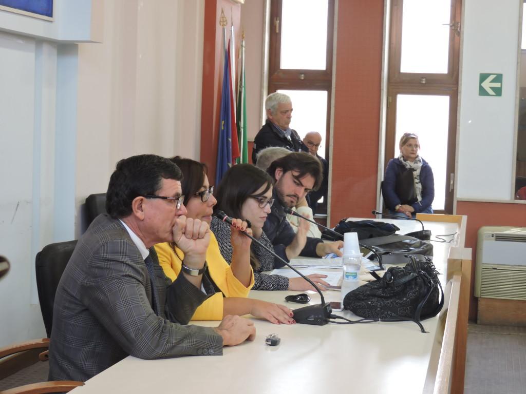 sindaco_assessori_manifestazionescuola