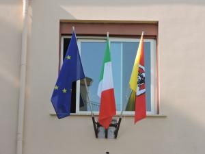 bandiera alla ciro scianna